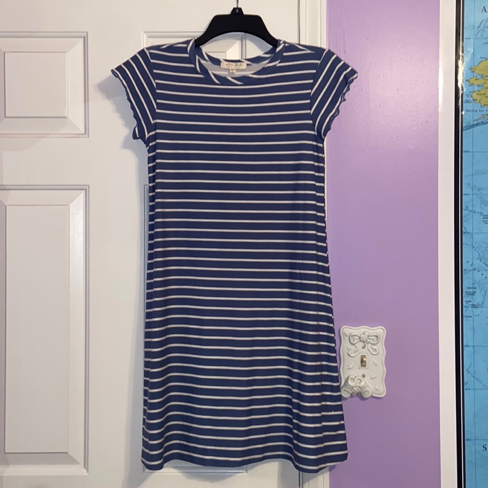 Junior’s size SMALL casual striped dress